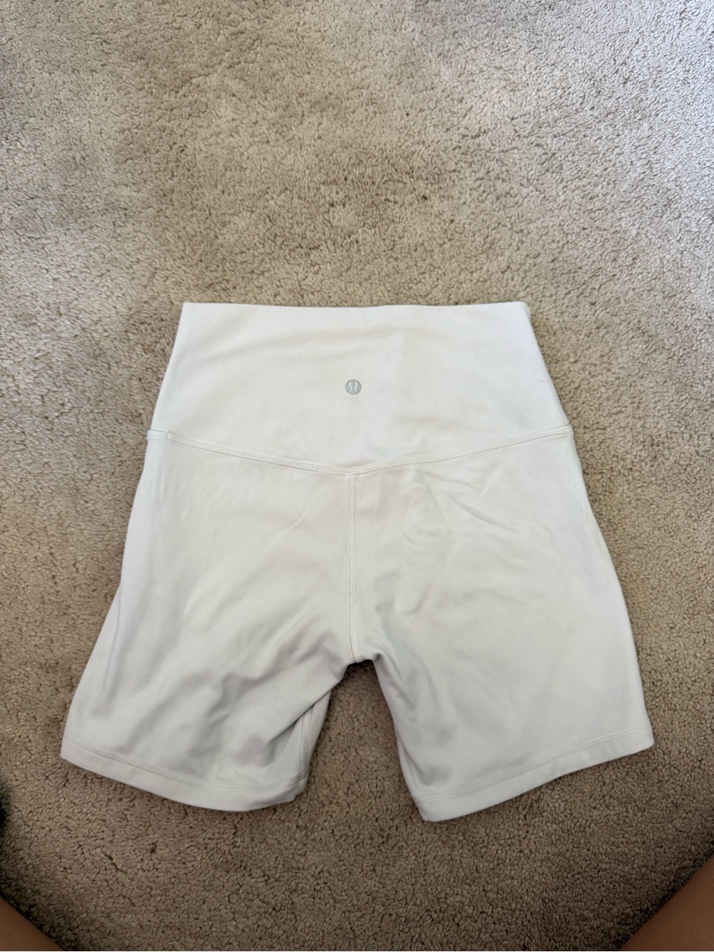 Lululemon athletica Align High-Rise 6” shorts - Picture 3 of 5